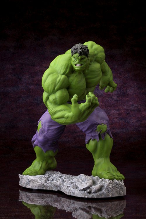 Marvel Comics - 1/6 Hulk Classics Avengers Fine Art Statue PVC Figure